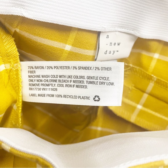 A New Day Yellow Checkered Skinny Ankle Pants - Picture 8 of 9